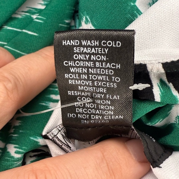 INC International Concepts Halter Top - Size M - Picture 10 of 10